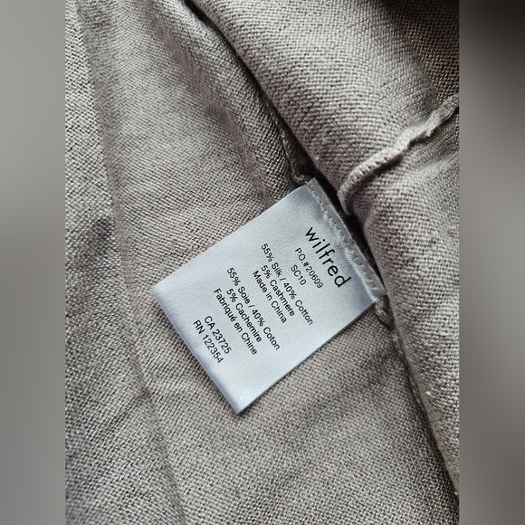 Aritzia (Wilfred) Cardigan Cashmere/Silk - Picture 4 of 6